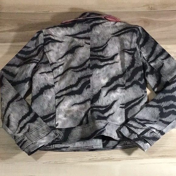 Women White House Black market jacket - Picture 3 of 8